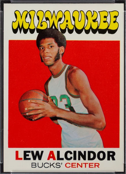 Kareem Abdul-Jabbar — 1971-72 Topps #100